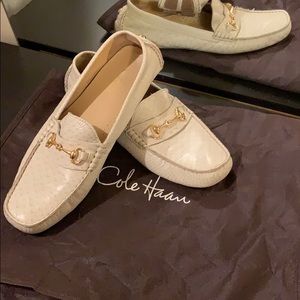 Loafers in excellent condition with dust bag